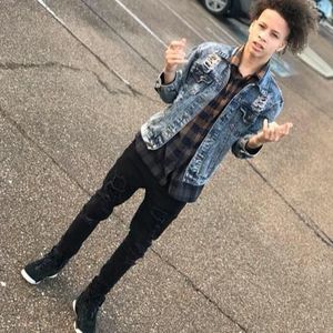 Meet your Posher, Jakeem